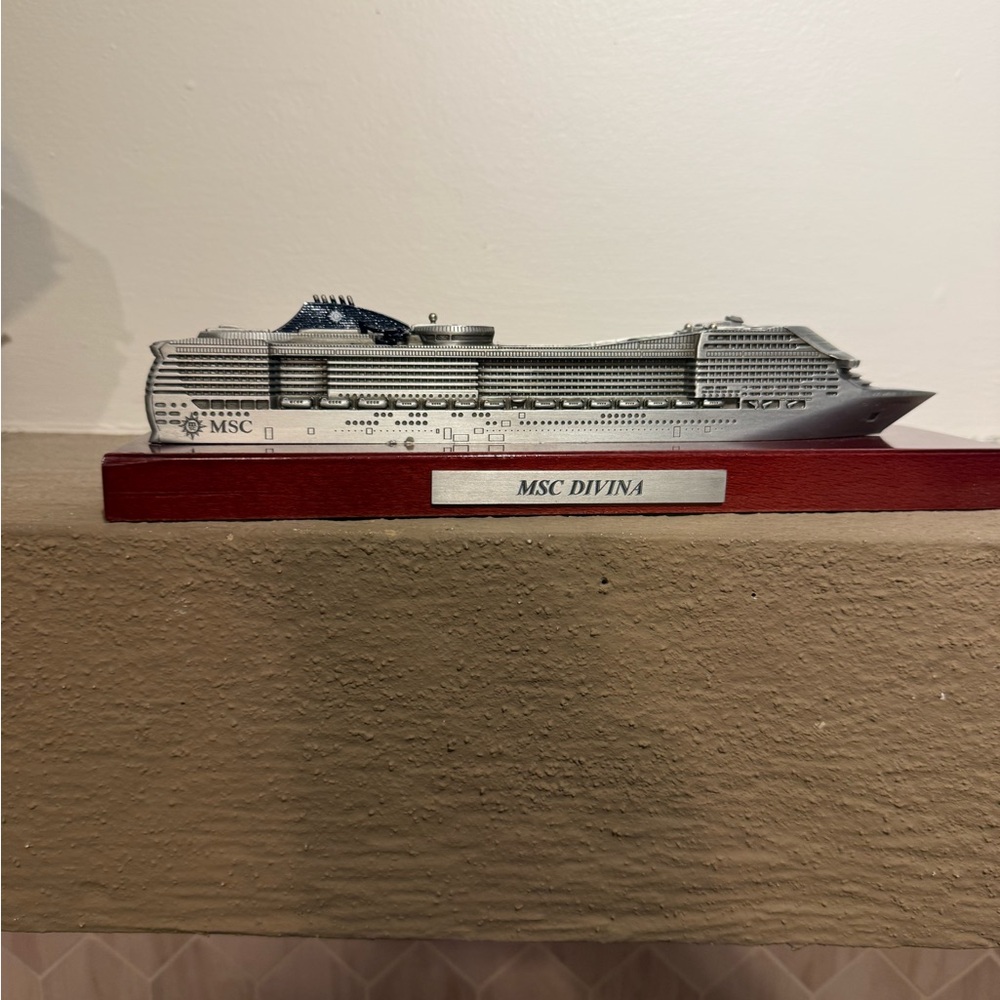 MSC Divina Cruise Ship Metal On Wood 11” Model